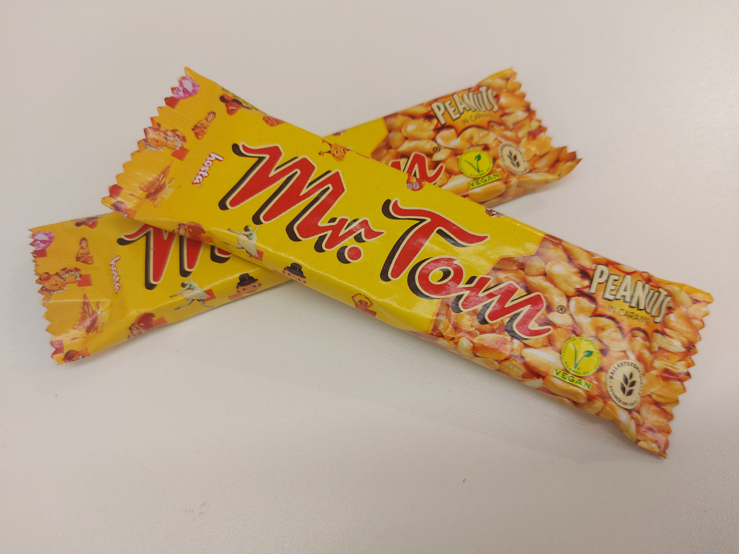 Mr. Tom Peanut In Caramel Bar